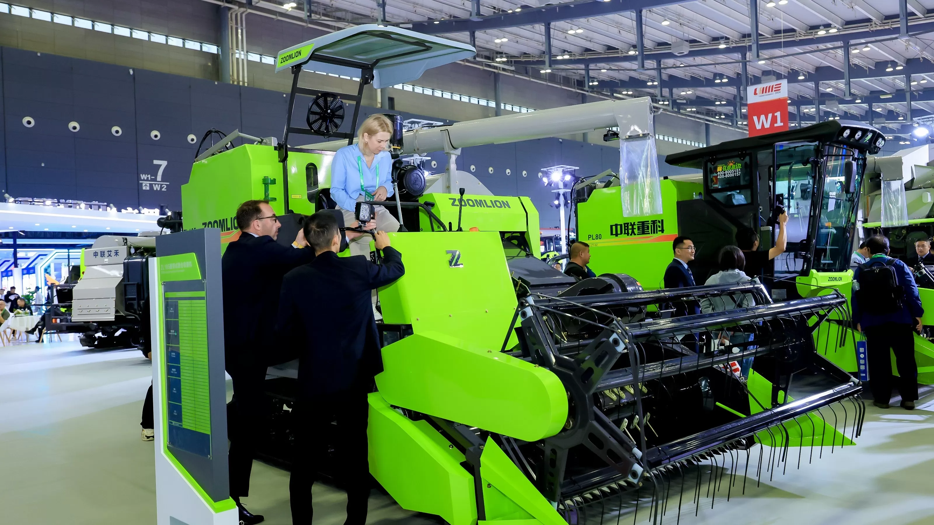 Zoomlion'un yeni pirinç hasat makineleri uluslararası pazarlara toplu olarak ihraç ediliyor
